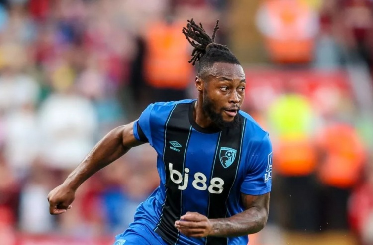 爱游戏网页-回声报：涉嫌种族歧视塞梅尼奥的男子已经被捕，他在英国将被禁足