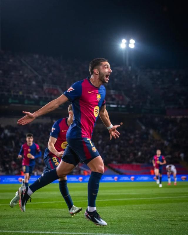 1743115964476044413.jpg 1743115177363.jpg