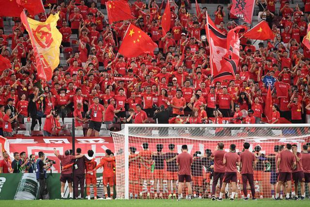 爱游戏登入-国足踢不进世界杯？那咱们就自己办！广州市：推进粤港澳联合申办