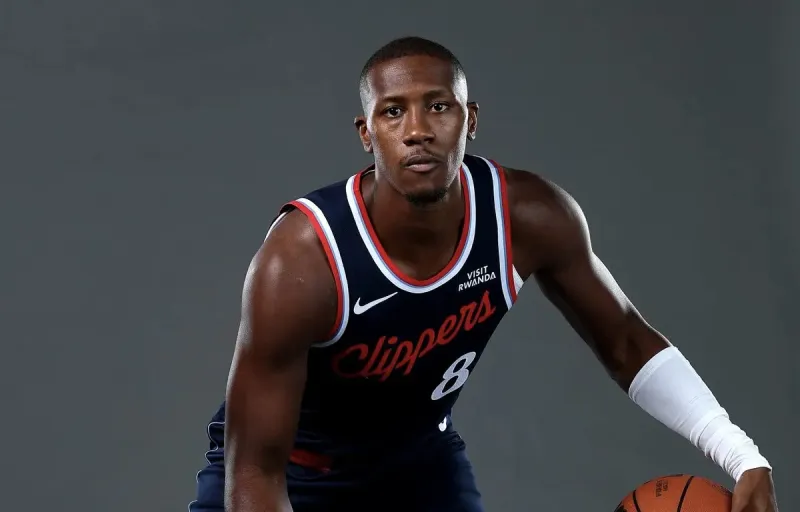 爱游戏登入-伦纳德：他上场就带着防守对方核心的心态，让对手非常难受